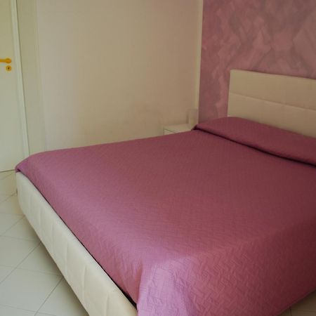 Appartamento Antares Holiday Home San Vito Lo Capo Habitación foto